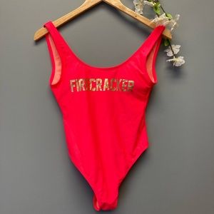 Xhilaration Women’s One Piece Swimsuit “Firecracker” Neon Pink Juniors Small [ee